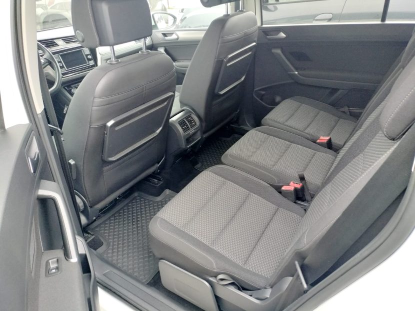 VOLKSWAGEN TOURAN 2.0 Diesel 150 CP - imagine 5