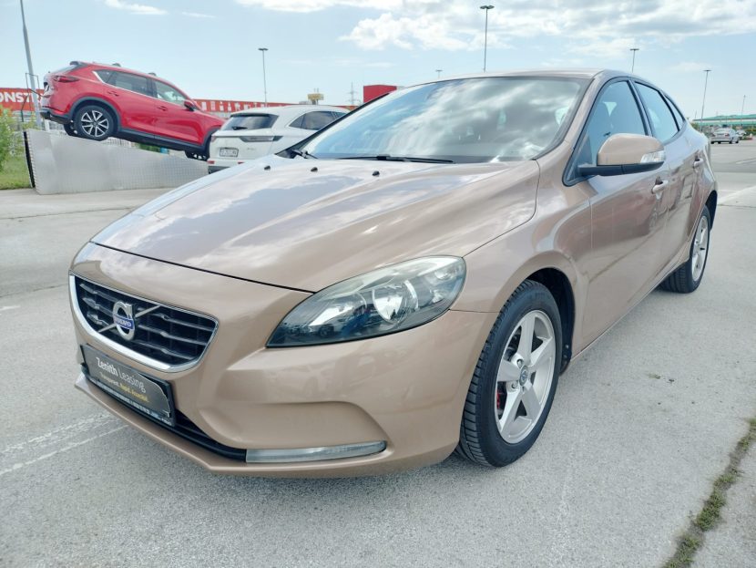 VOLVO V40 2.0 Diesel 120 CP
