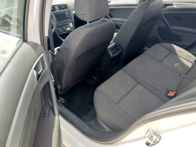 VOLKSWAGEN GOLF 1.6 Diesel 115 CP - imagine 5