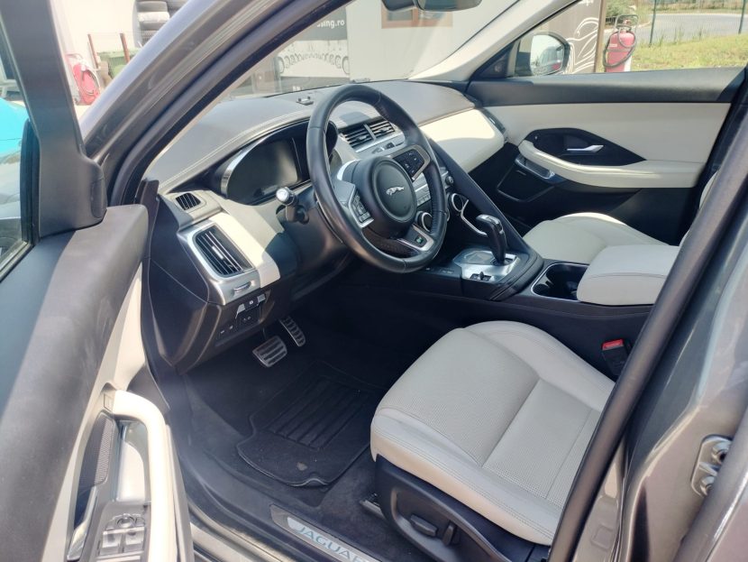 JAGUAR F-PACE 2.0 Diesel 180 CP - imagine 4