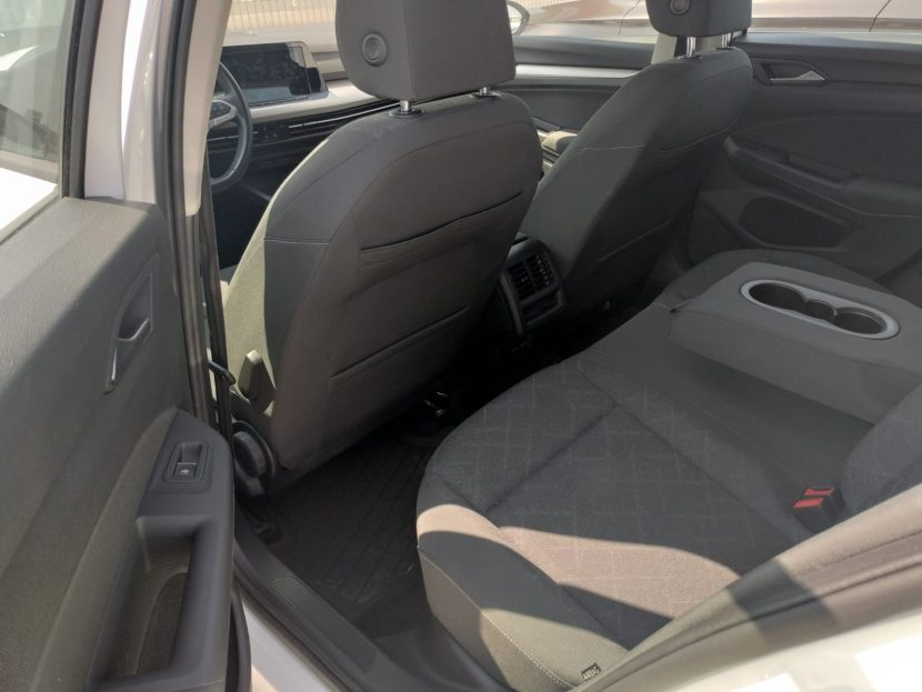 VOLKSWAGEN GOLF 1.5 Benzina 150 CP - imagine 5