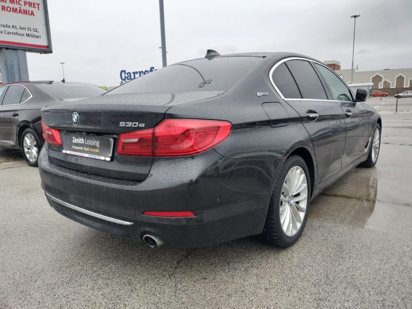 BMW 530e 2.0 Hybrid 184 CP - imagine 2