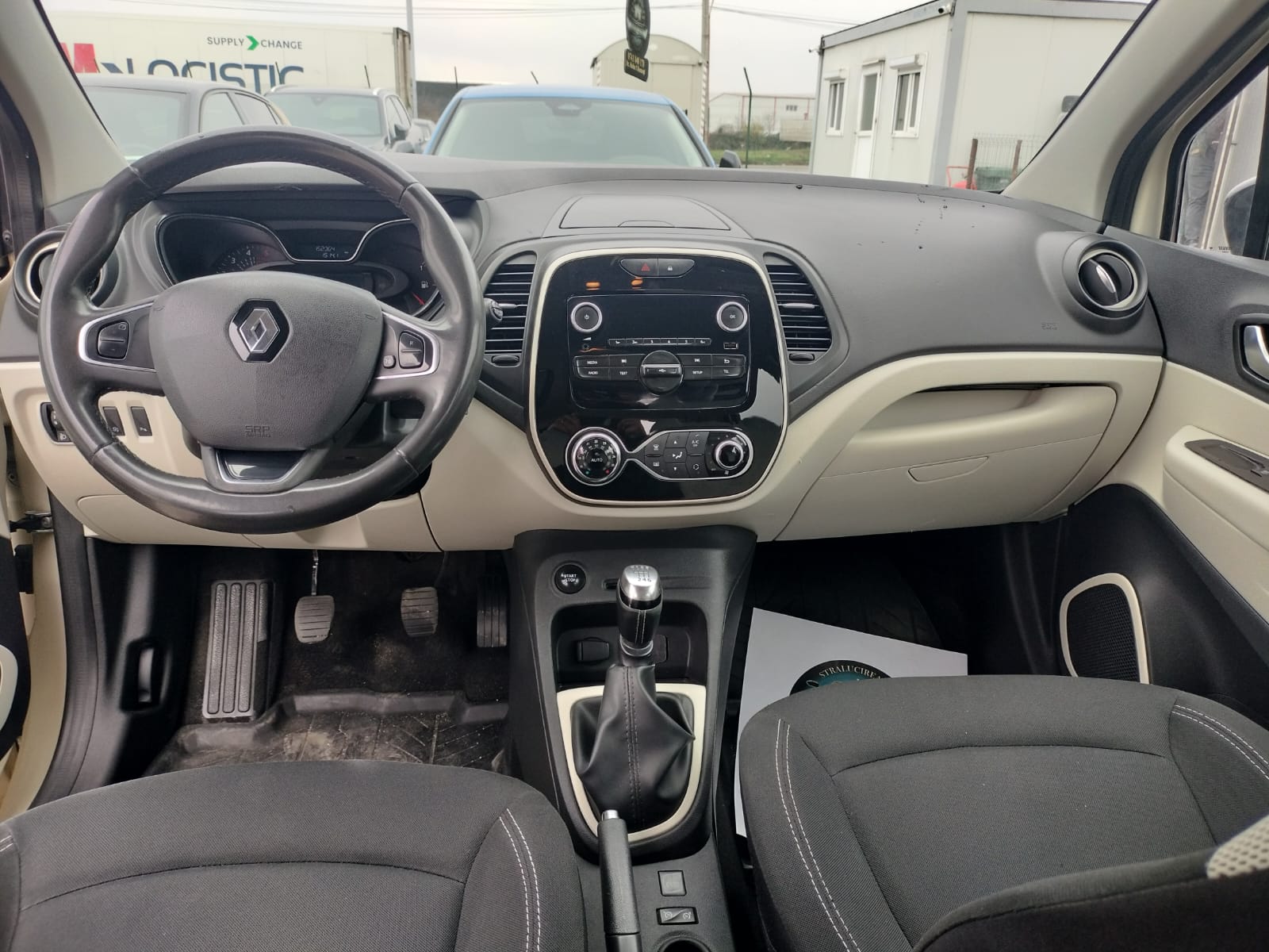 RENAULT CAPTUR 1.5 Diesel 110 CP - imagine 3