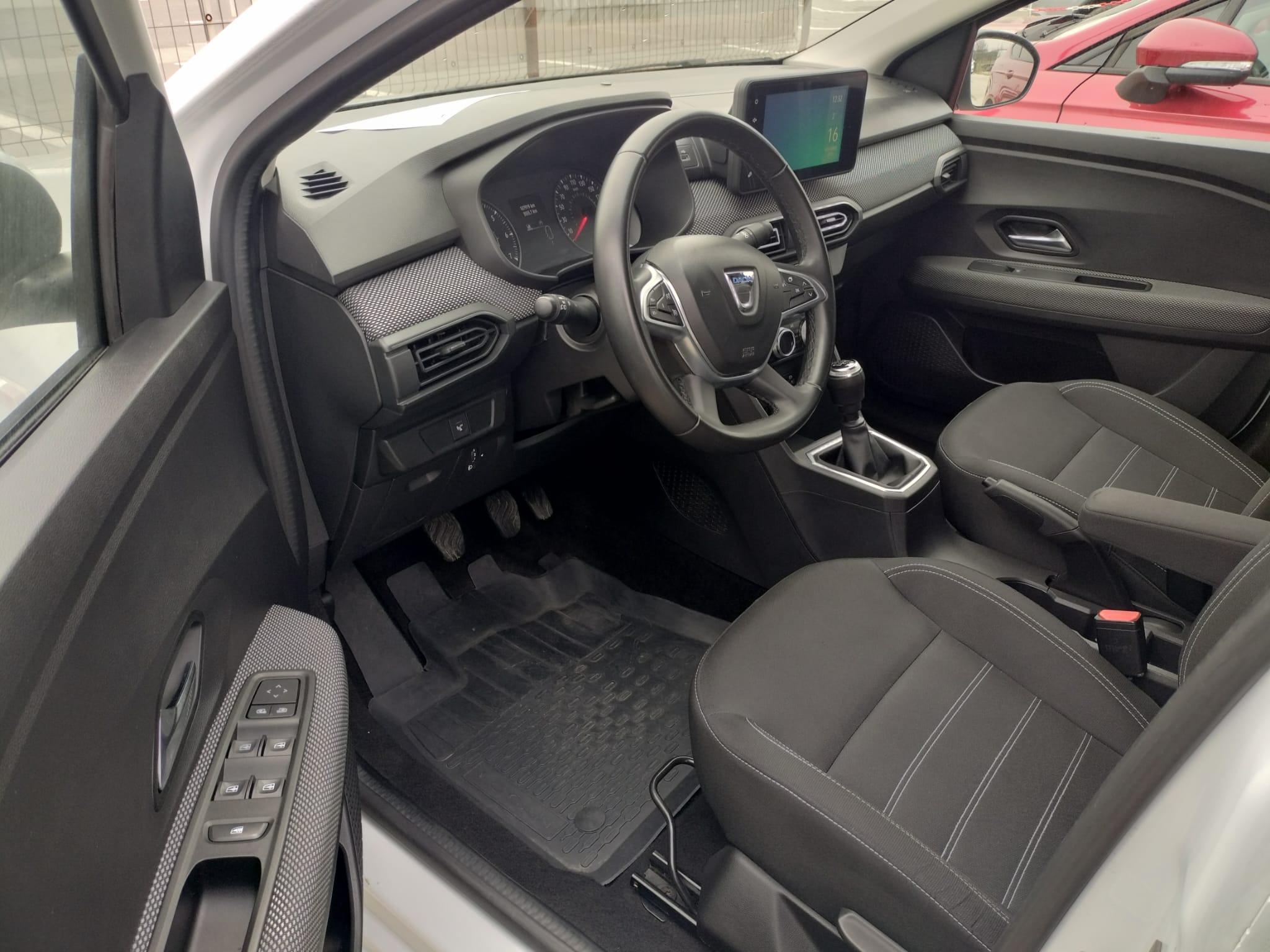 DACIA LOGAN 1.0 Benzina 90 CP - imagine 4