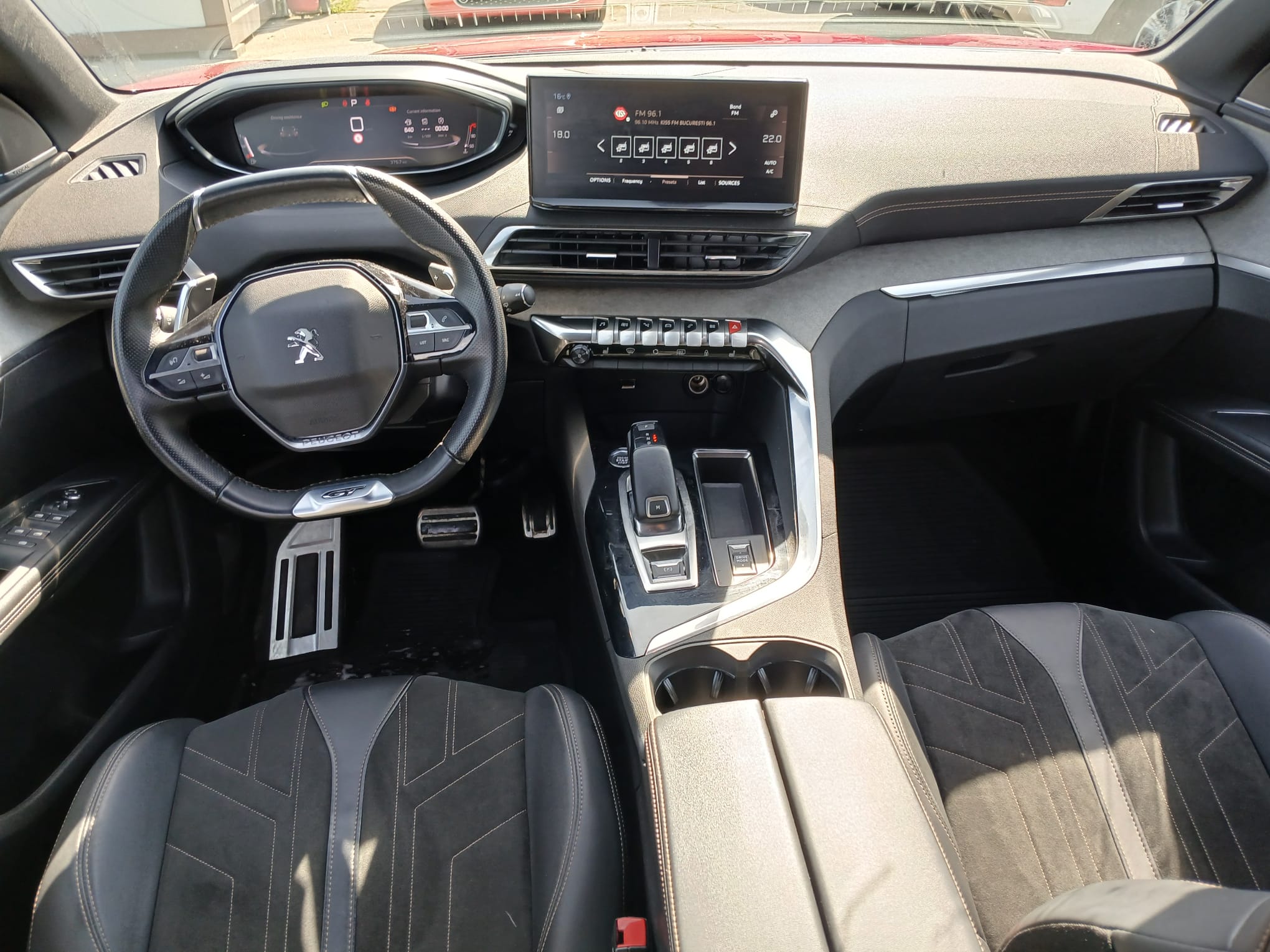 PEUGEOT 3008 1.5 Diesel 130 CP - imagine 3