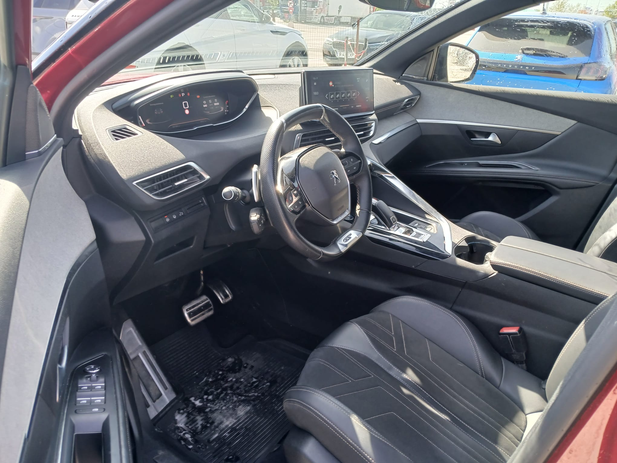 PEUGEOT 3008 1.5 Diesel 130 CP - imagine 4