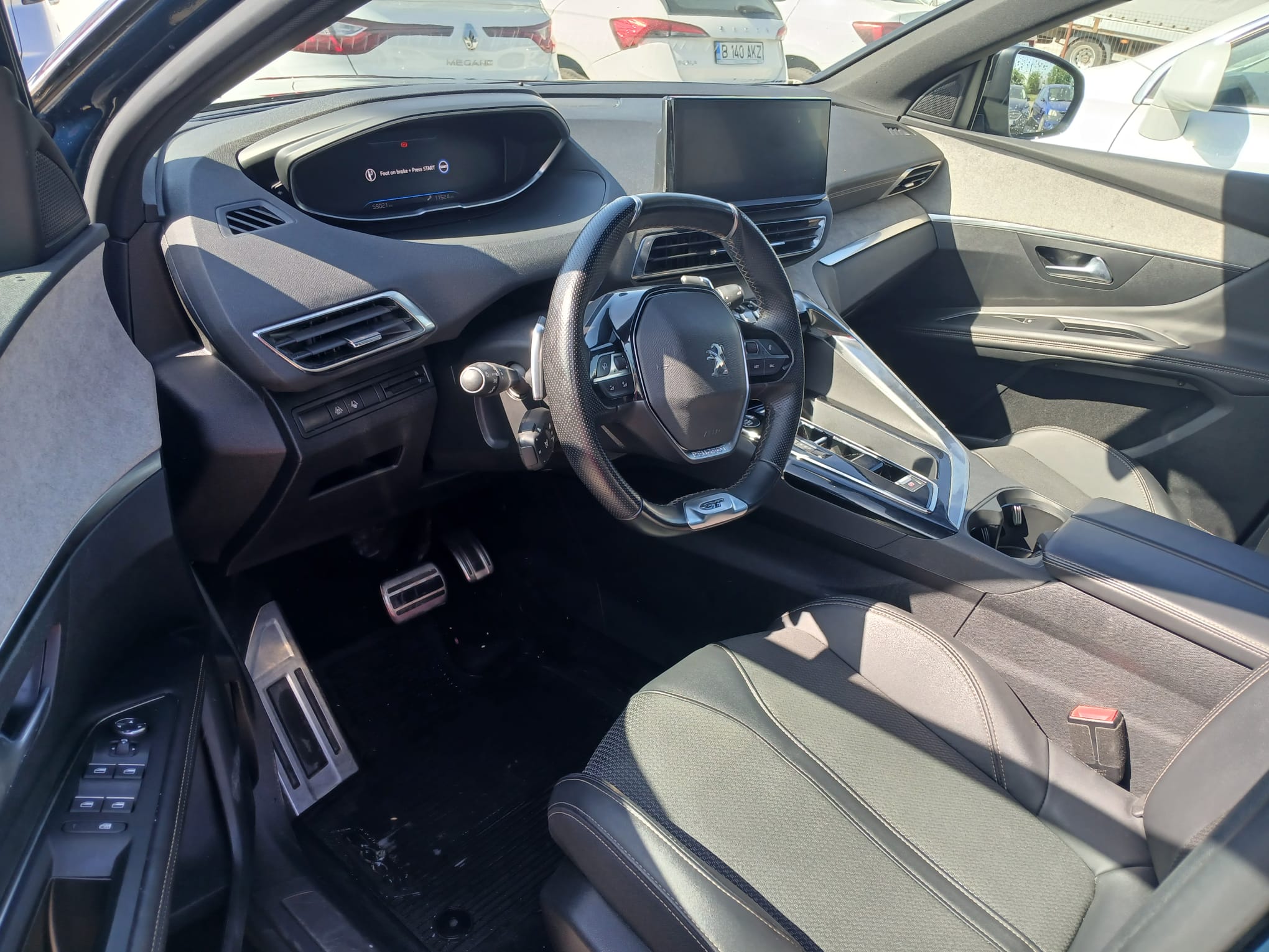 PEUGEOT 3008 1.2 Benzina 130 CP - imagine 4