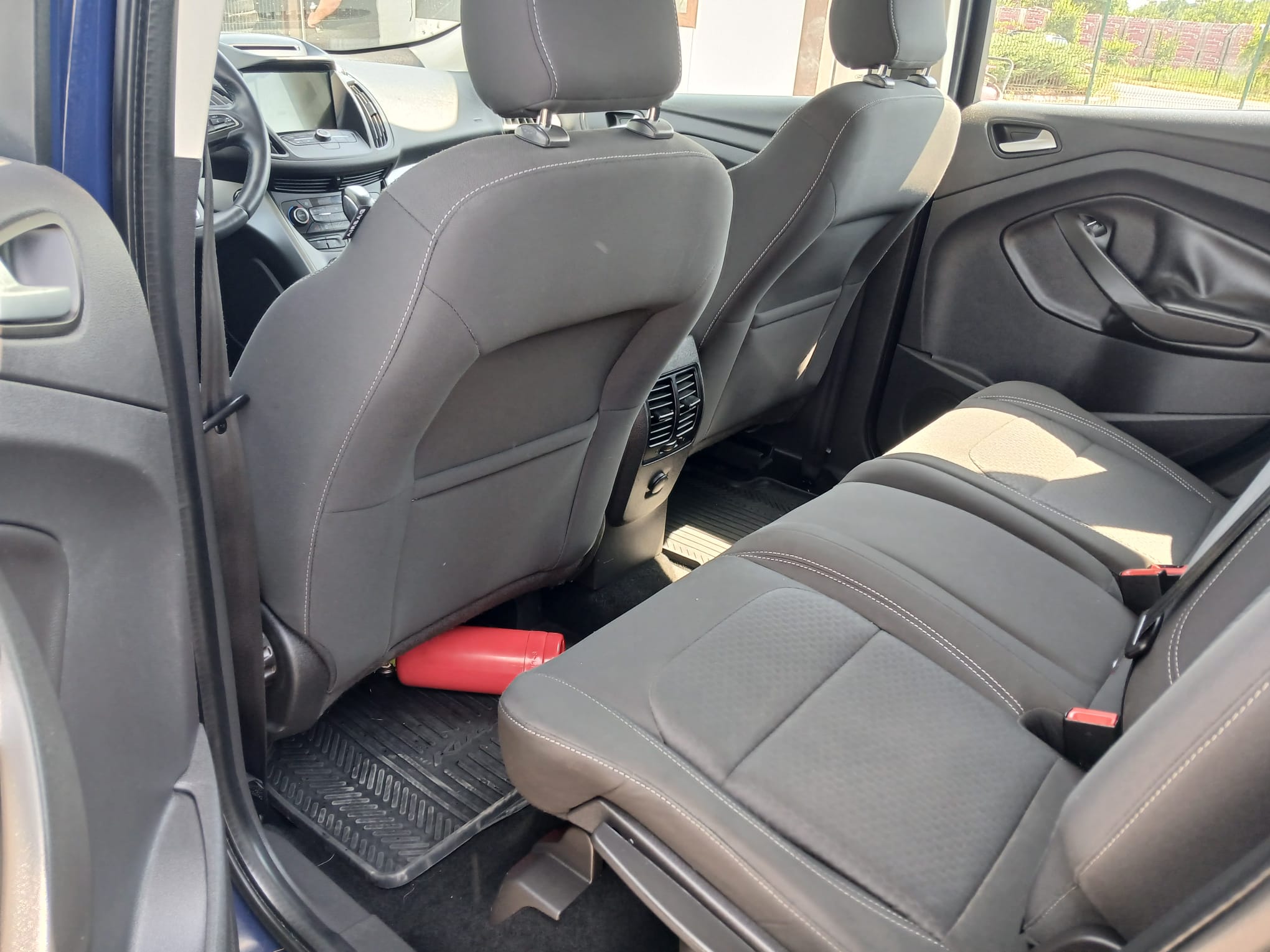 FORD KUGA 2.0 Diesel 150 CP - imagine 5