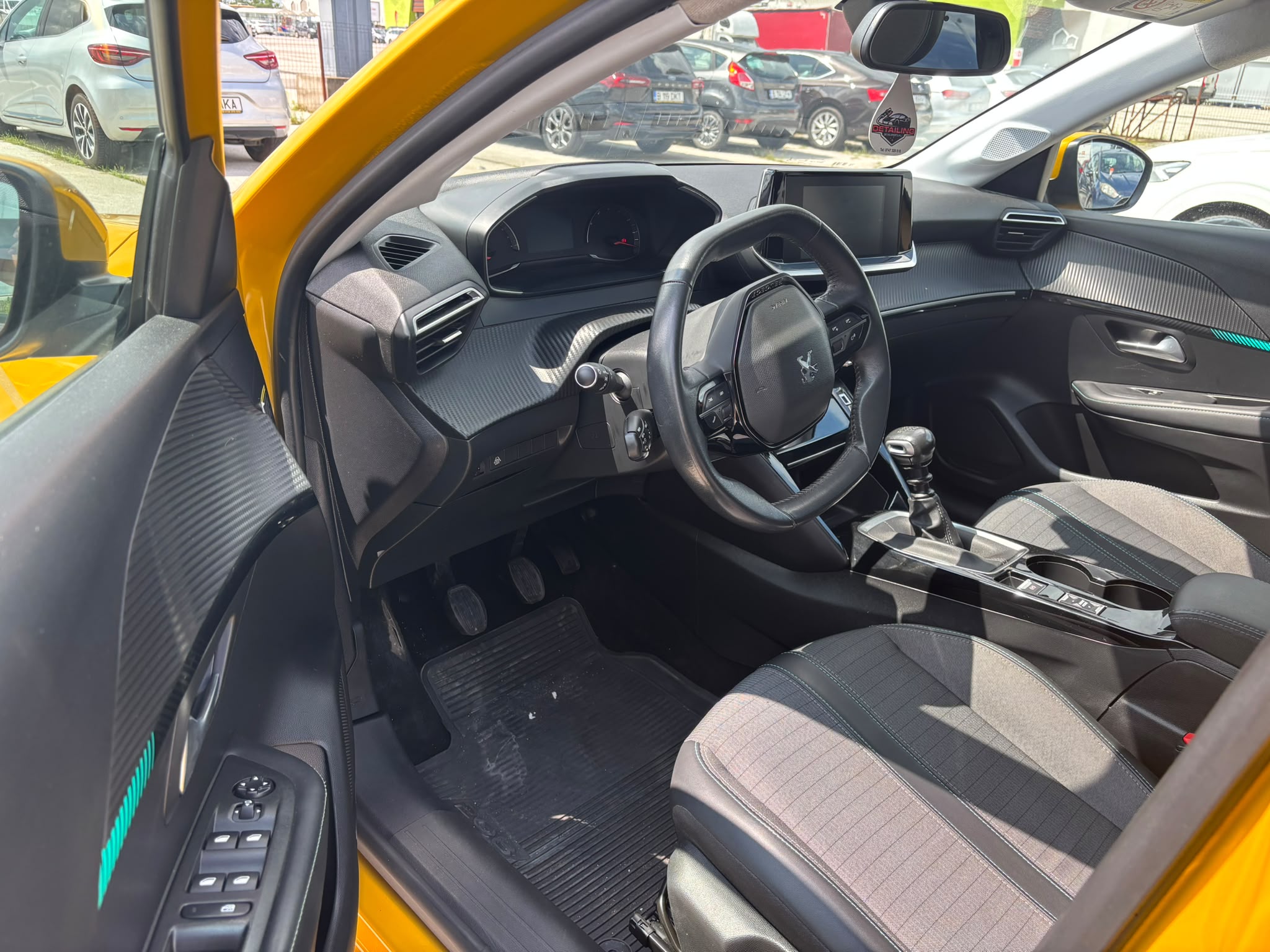 PEUGEOT 208 1.2 Benzina 100 CP - imagine 4