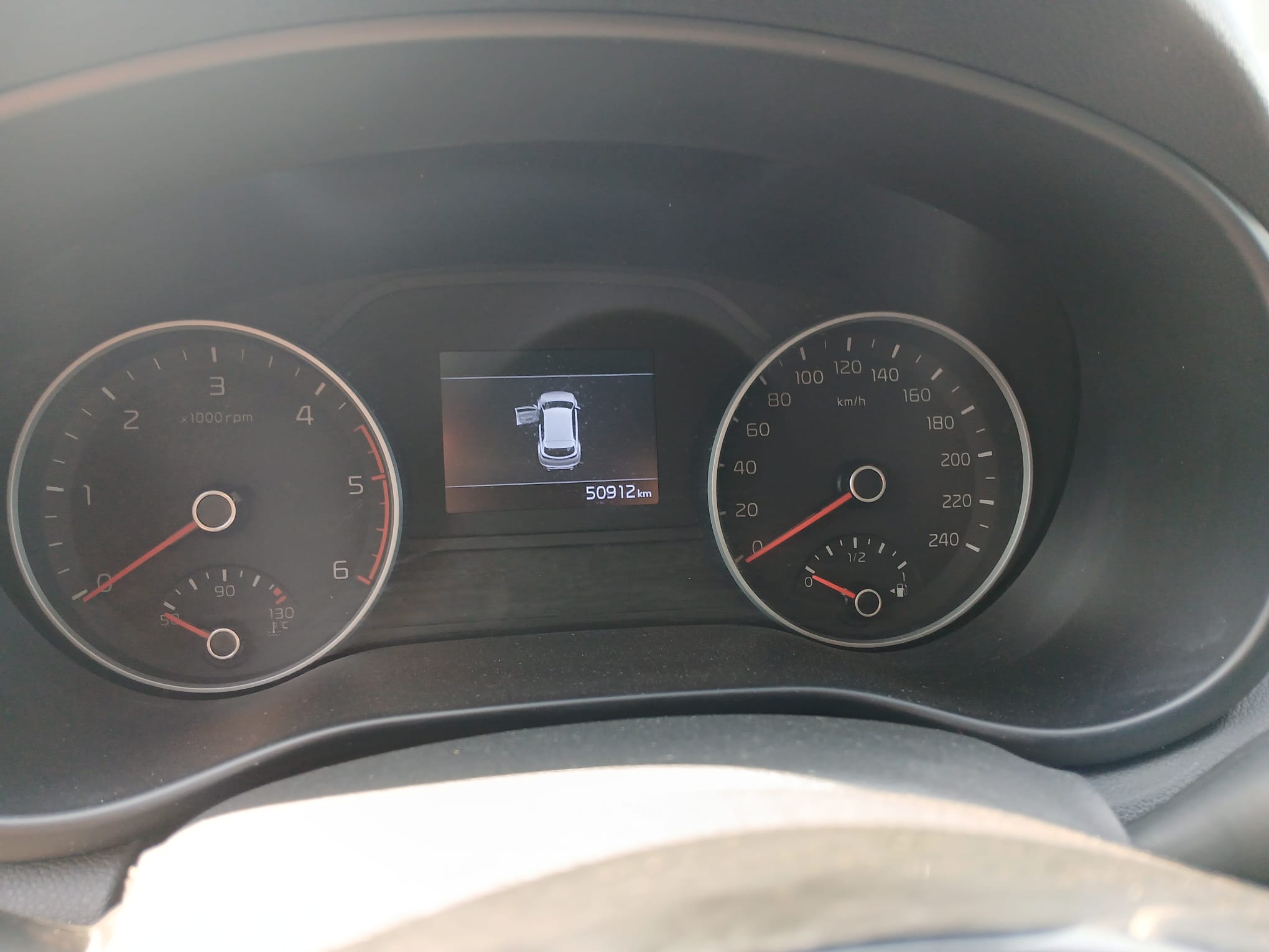 KIA SPORTAGE 1.6 Diesel 136 CP - imagine 6