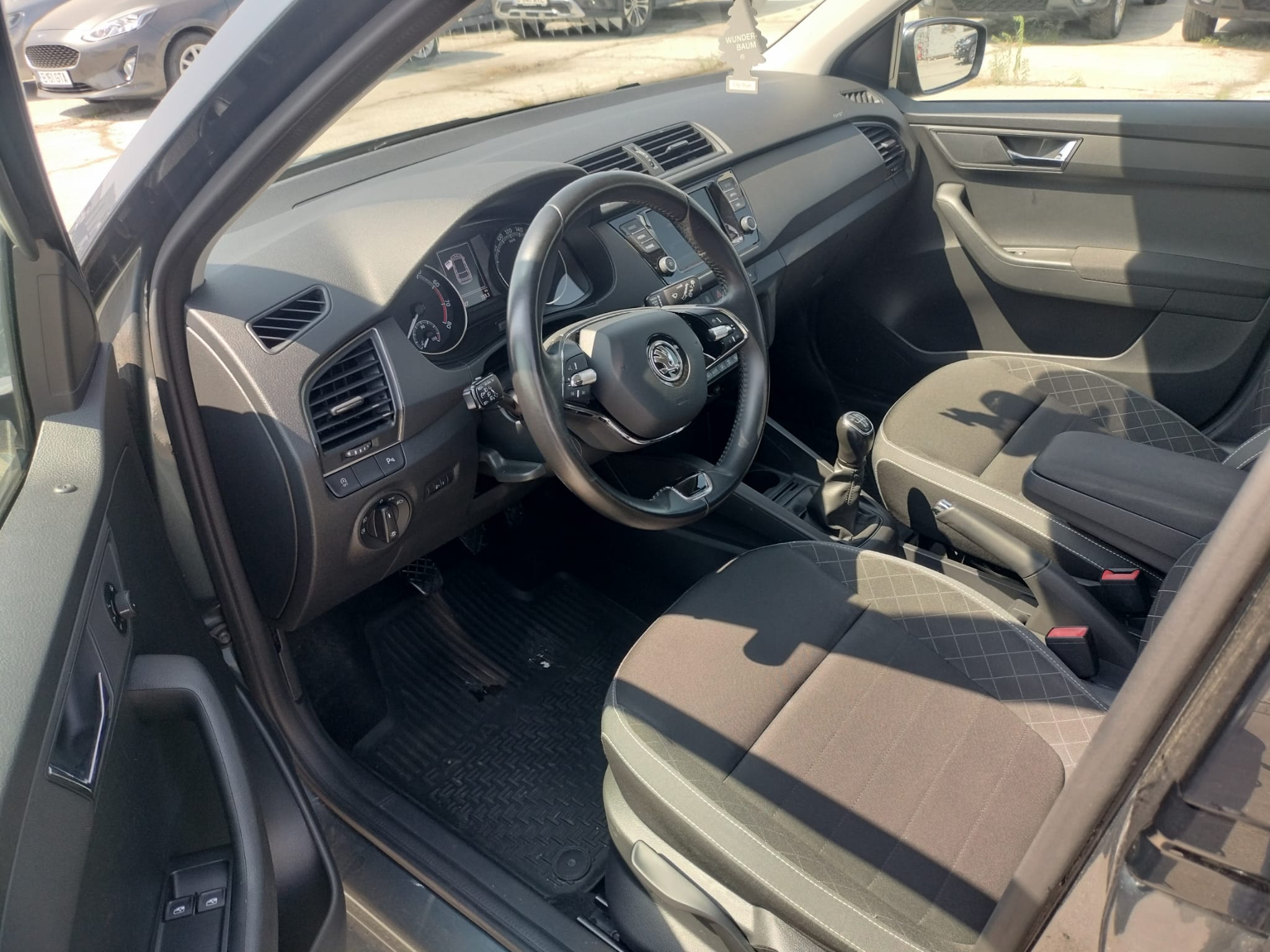 SKODA FABIA 1.0 Benzina 95 CP - imagine 4