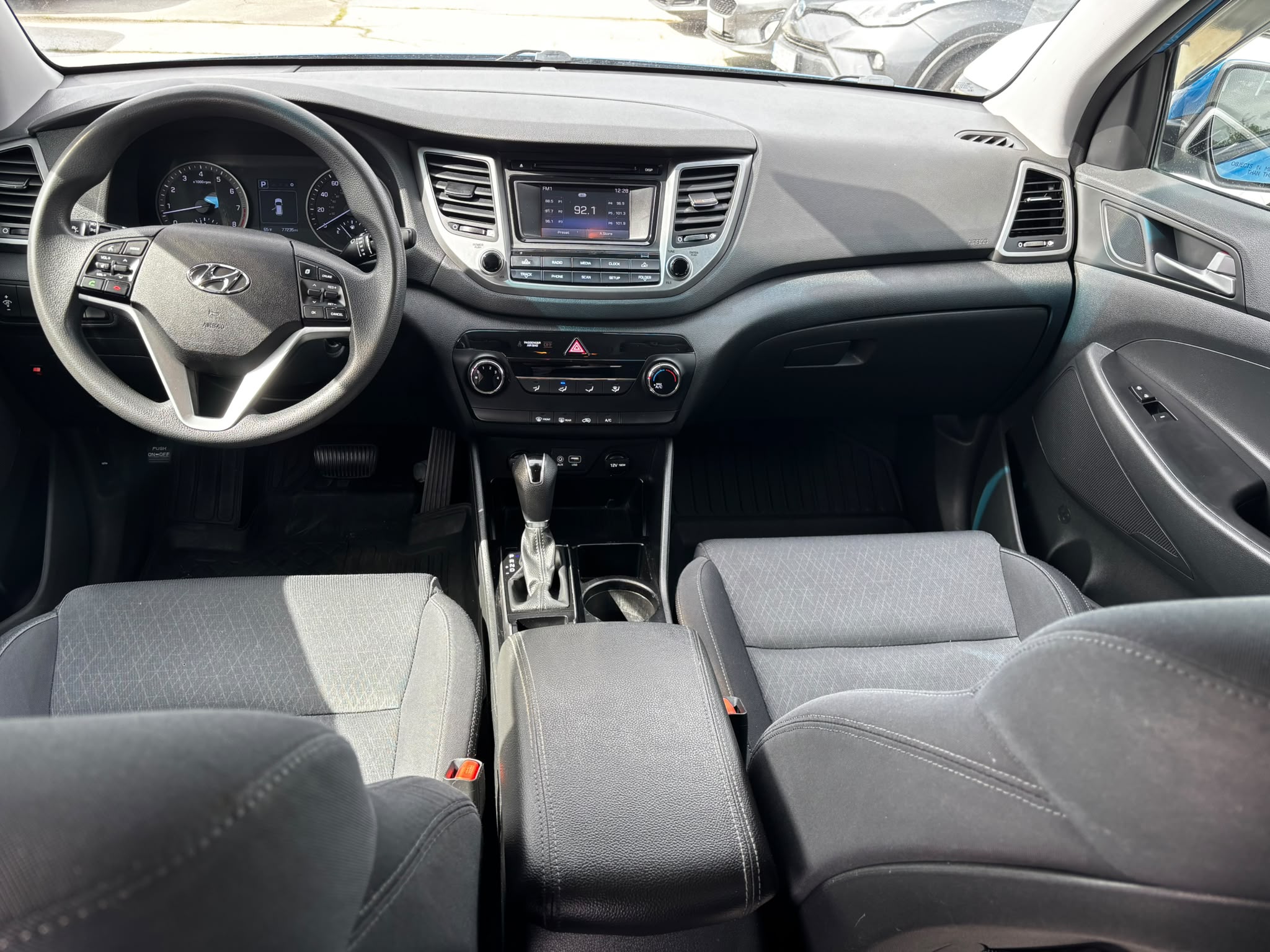 HYUNDAI TUCSON 2.0 Benzina 166 CP - imagine 3